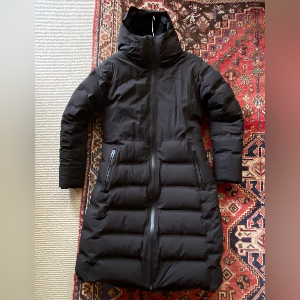 SOLD Lululemon sleet street jacket